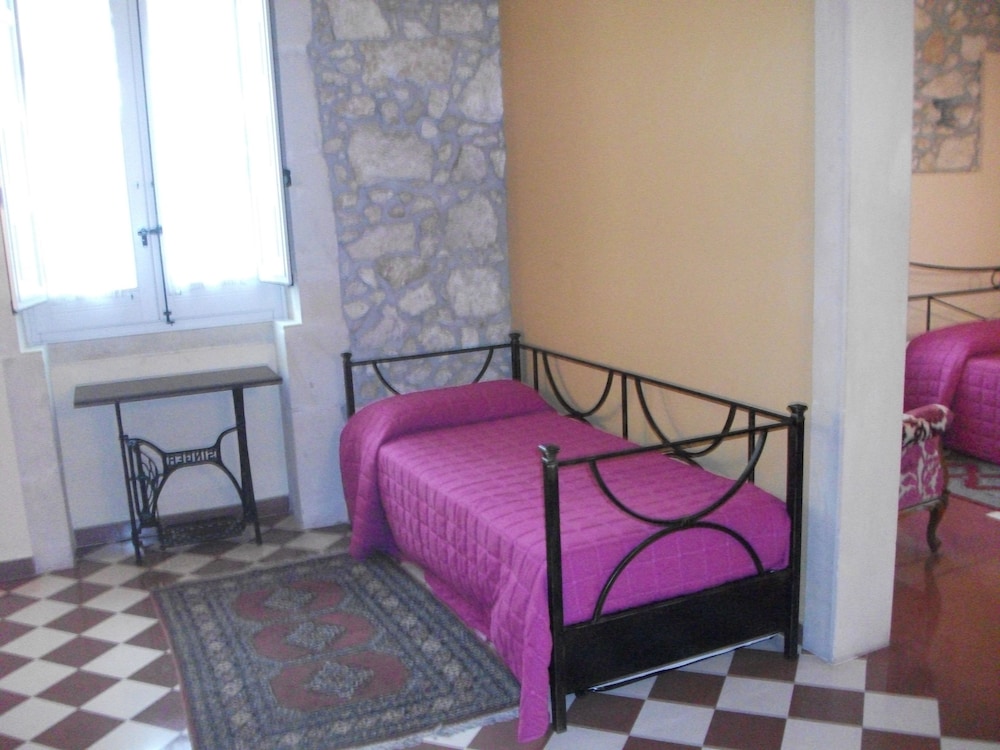 Lakkios Residence B B 46/73
