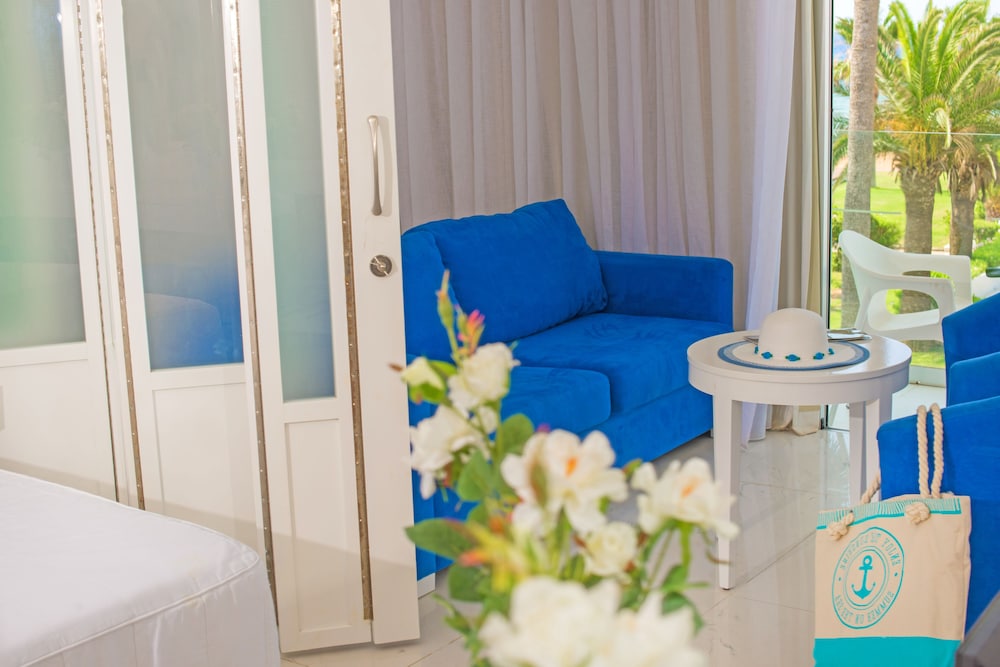 Dome Beach Marina Hotel and Resort 29/46