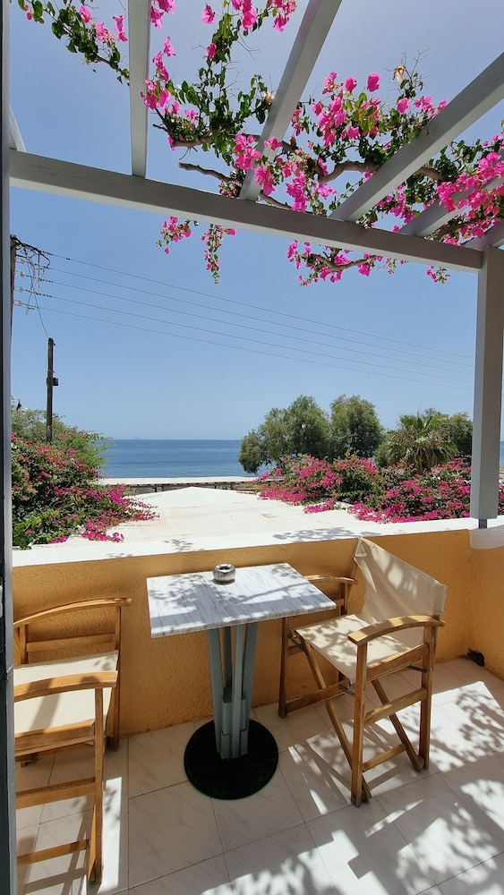 Nostos Hotel 41/50