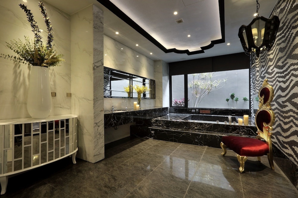 Yunping Hotel 29/35