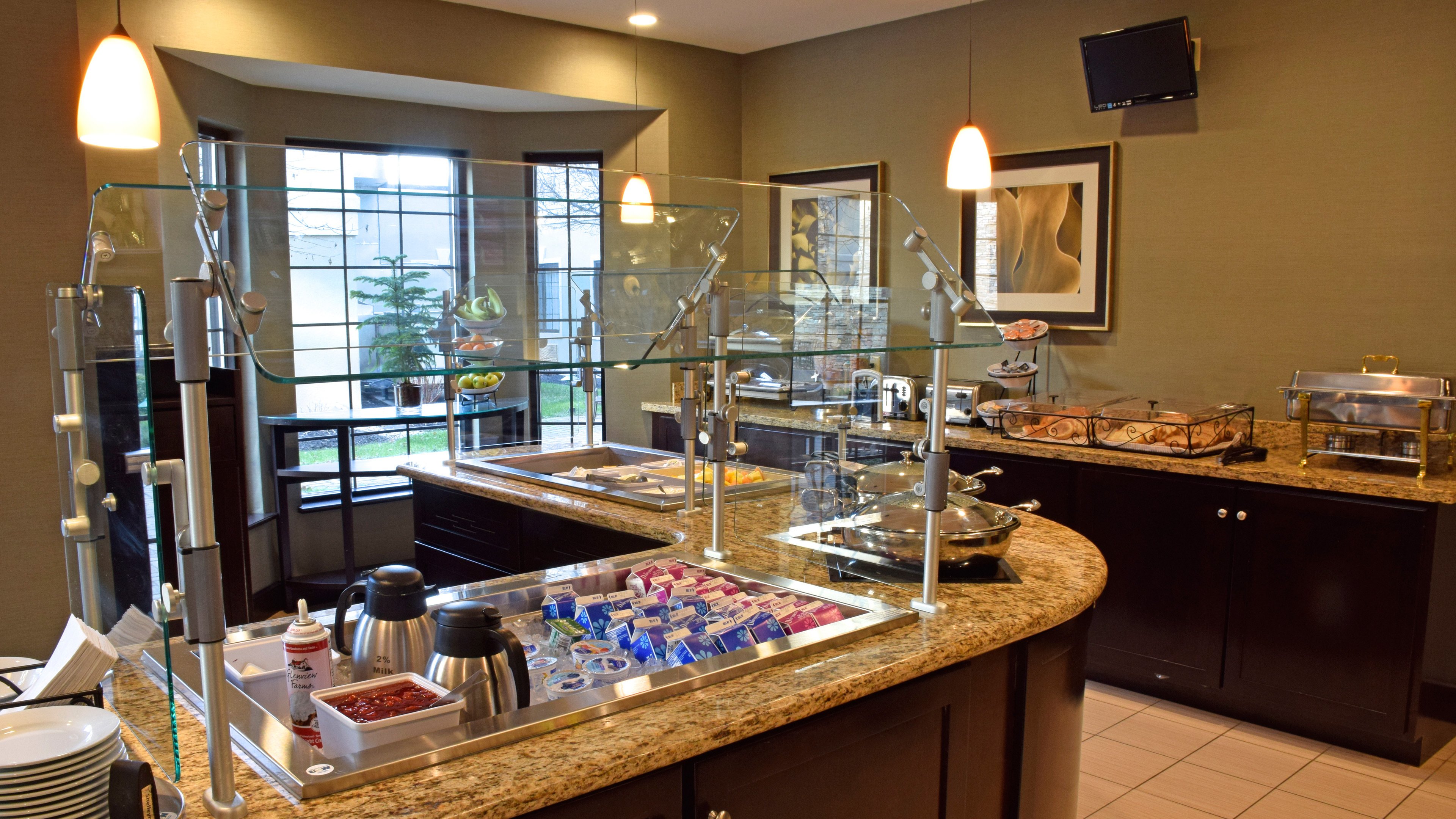 Staybridge Suites Cincinnati North Oh 69/69