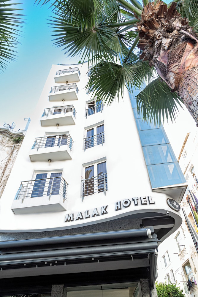 Malak Hotel 3/28