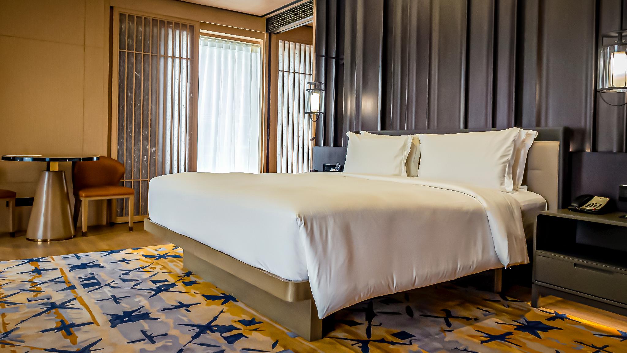 Palace, Premier, Suite, King Bed