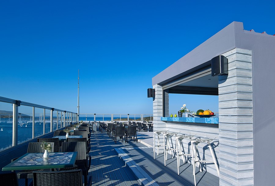 Mistral Bay Hotel 24/50