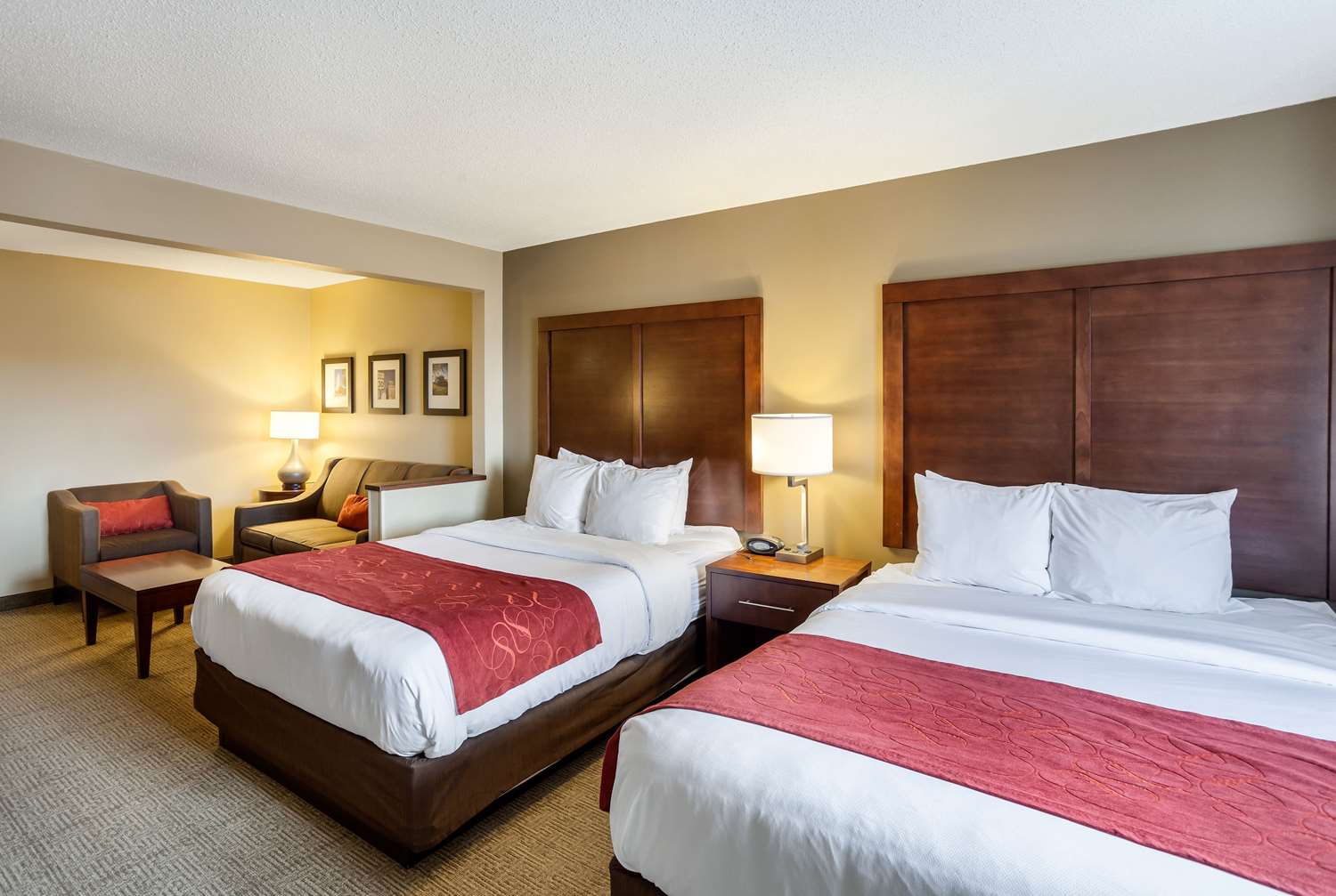 SUITE, 2 QUEEN BEDS