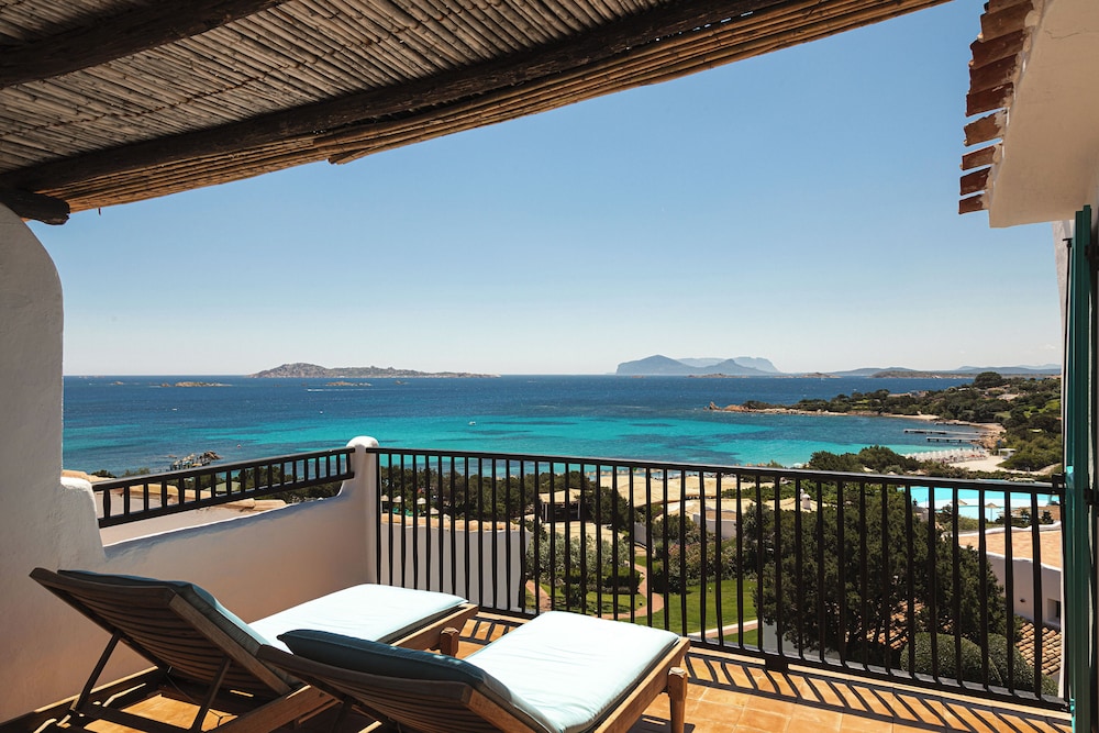 Hotel Romazzino, a Luxury Collection Hotel, Costa Smeralda 42/50