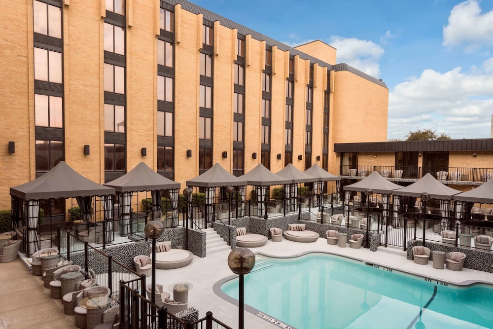 Wyndham Garden Dallas North 2/50