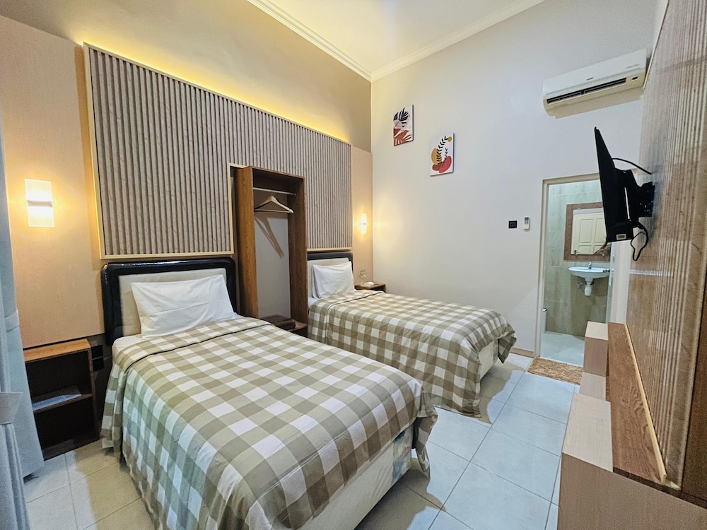 Clover Homestay 25/65