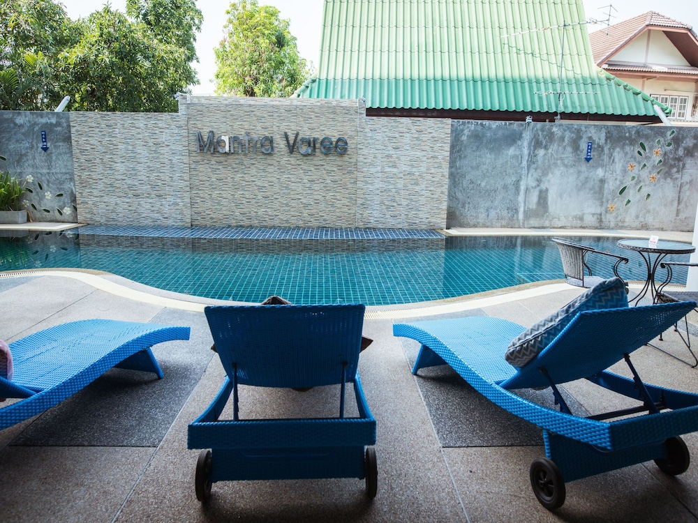 Mantra Varee Hotel 11/47