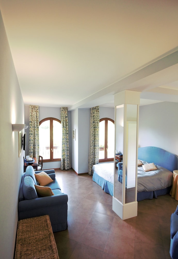 La Valletta Relais 13/38