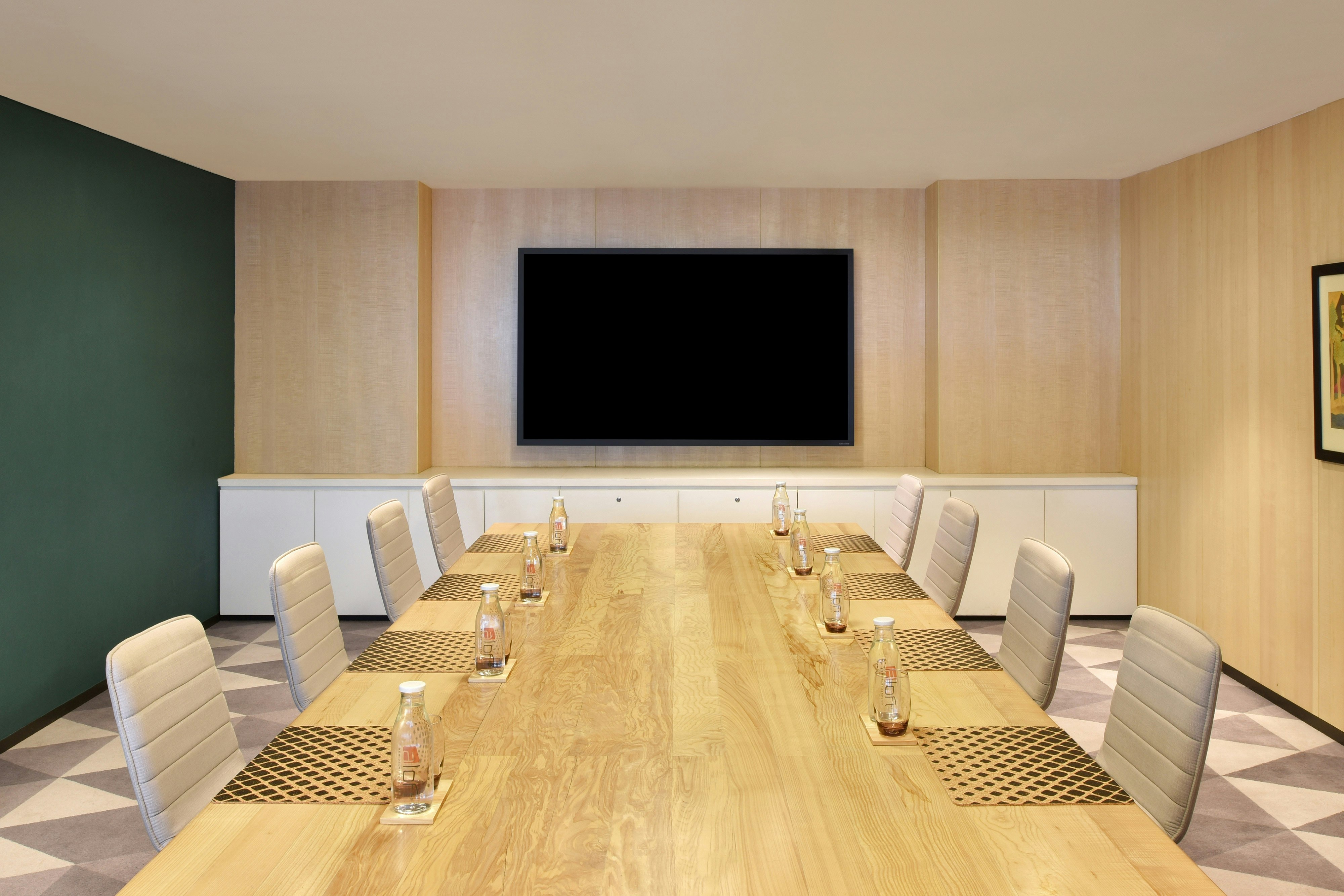 Aloft New Delhi Aerocity 30/35