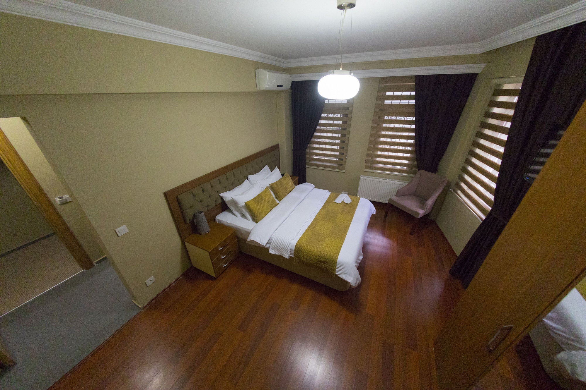 STANDARD, DOUBLE BED