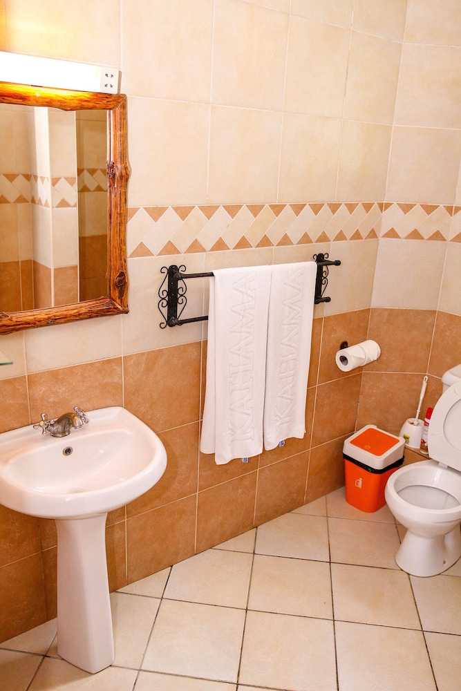 Kahama Hotel Mombasa 34/39