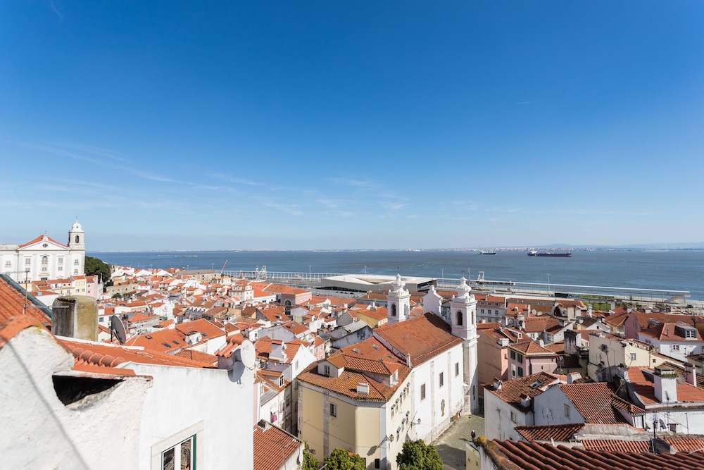 Alfama Loft By Lu Holidays 15/20