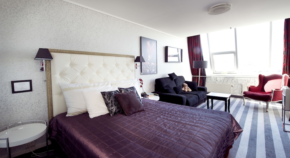 Home Hotel Grand Olav 10/37