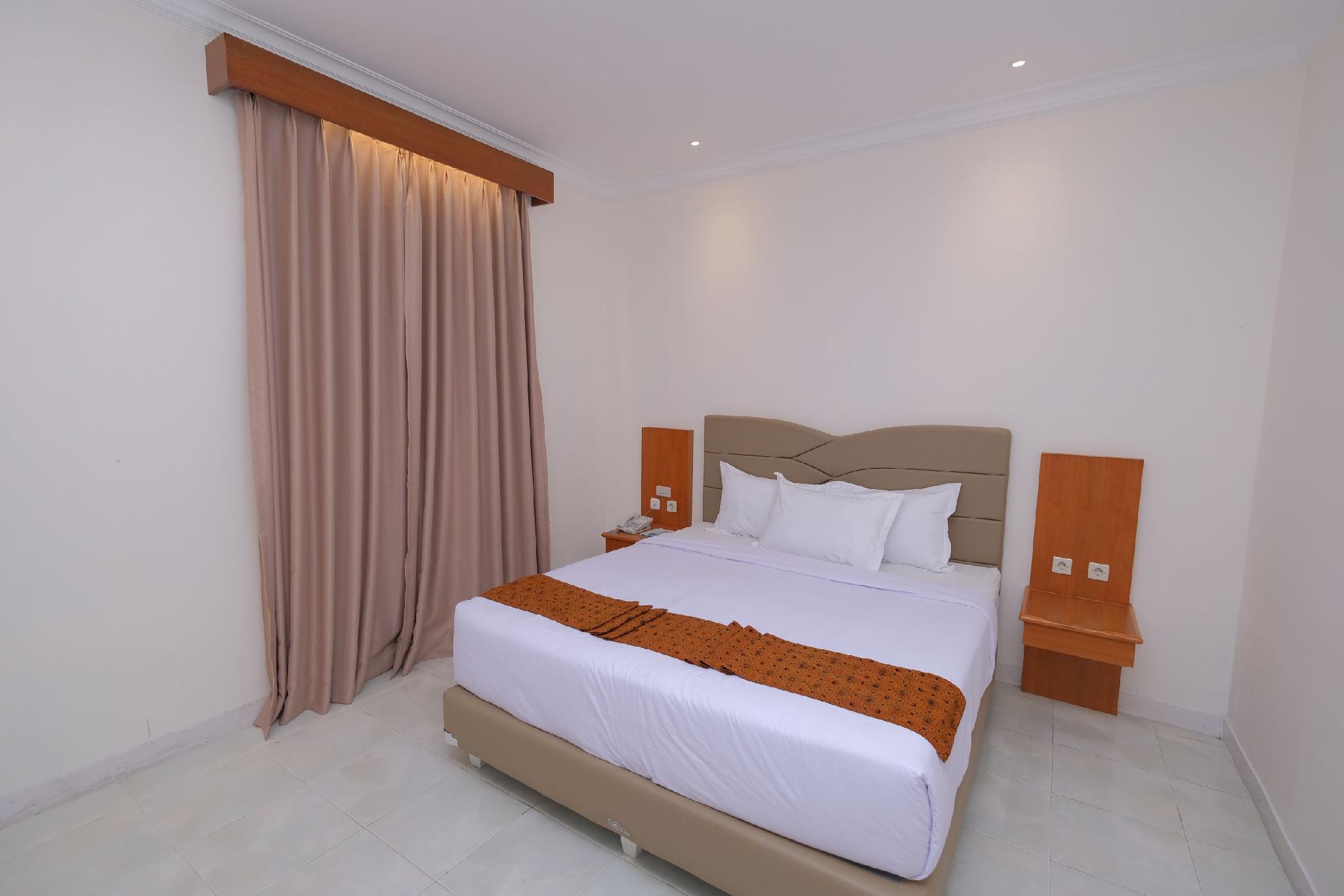 Hotel Dana Solo 8/34