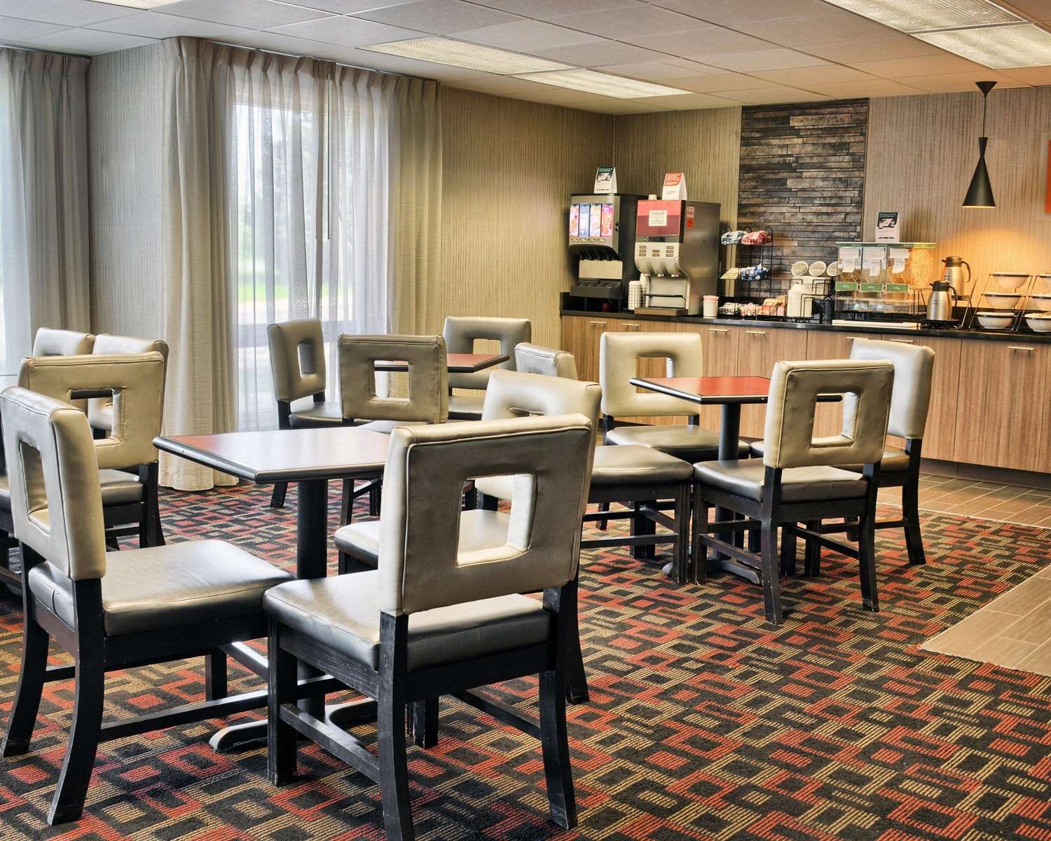 Comfort Inn Ruther Glen near Kings Dominion 26/38