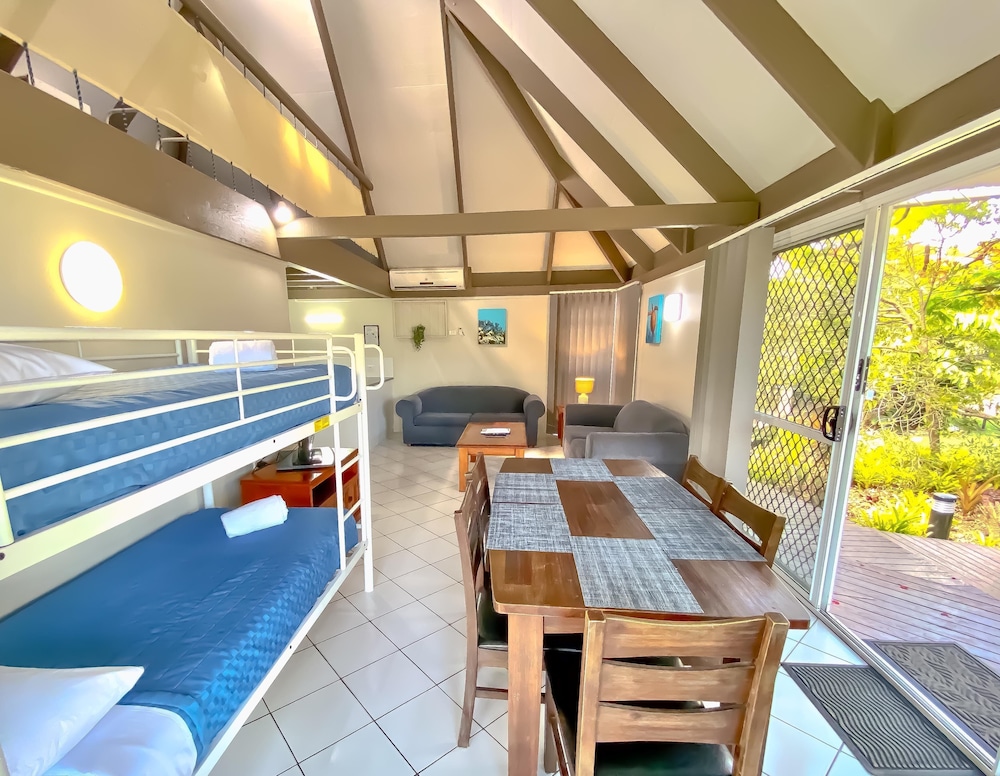 Kellys Beach Resort 15/49