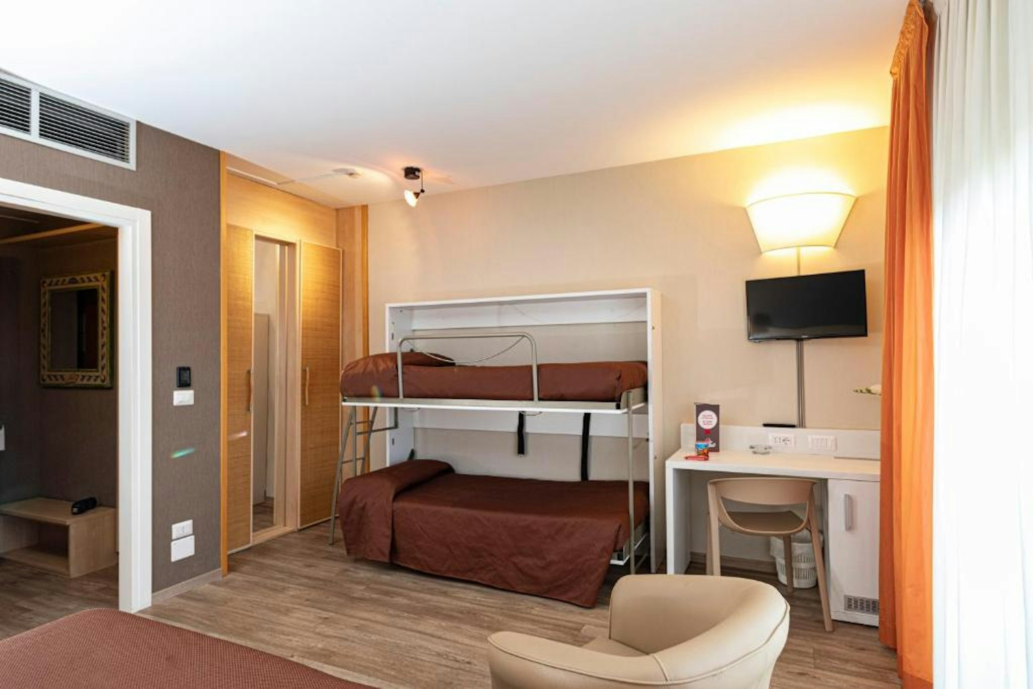 Hotel Donatello Imola 18/25