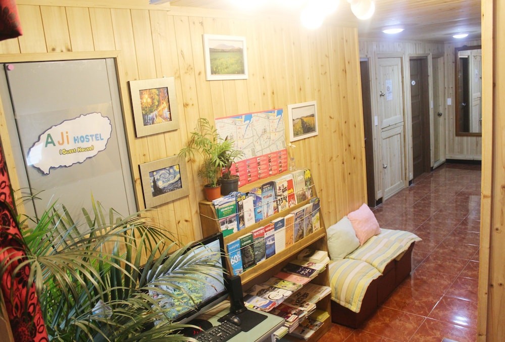 A Ji Hostel 20/35