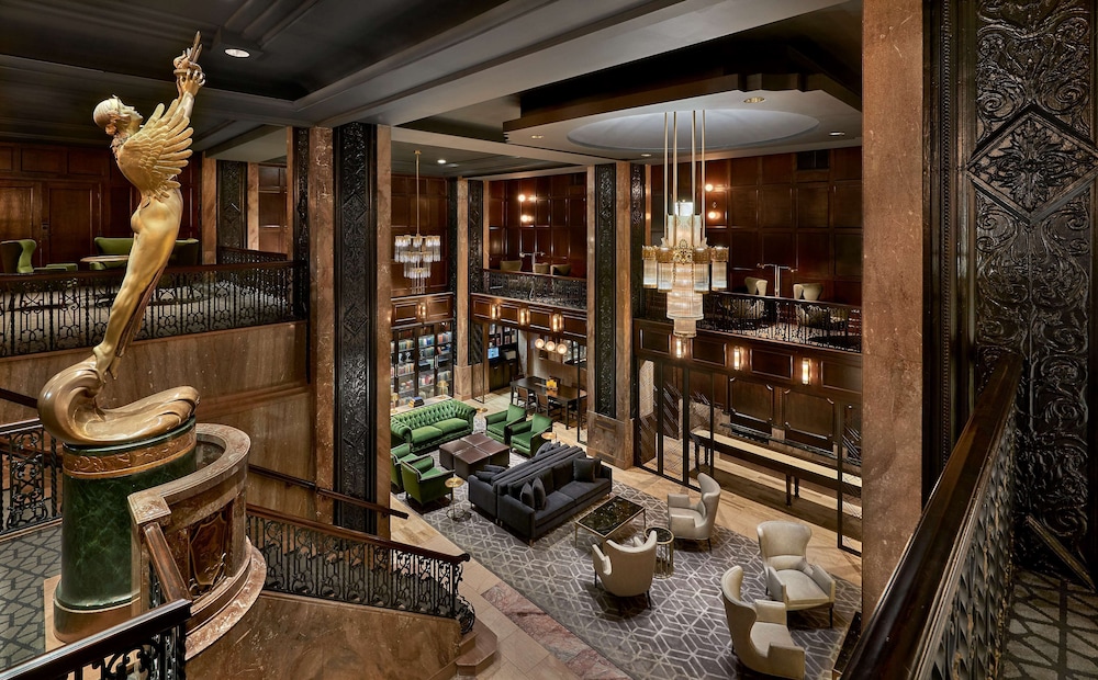 Hotel Phillips Kansas City Curio Collection by Hilton 32/50