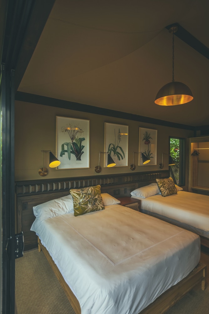 Nayara, Residence, 2 King Beds, 4 Queen Beds