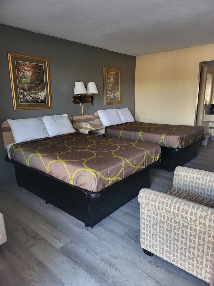 Budget Host Inn 9/24