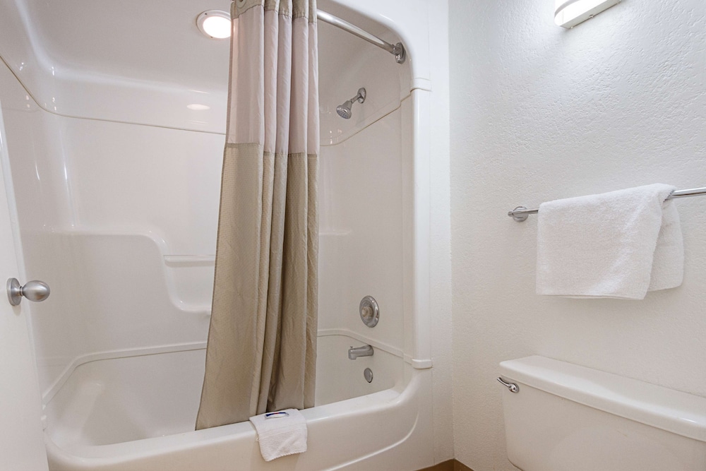 Motel6 Mesa, AZ - South 45/47