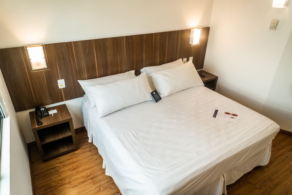 Firenze Business Hotel (ex Slaviero Essential Palhoca Viacatarina) 17/63
