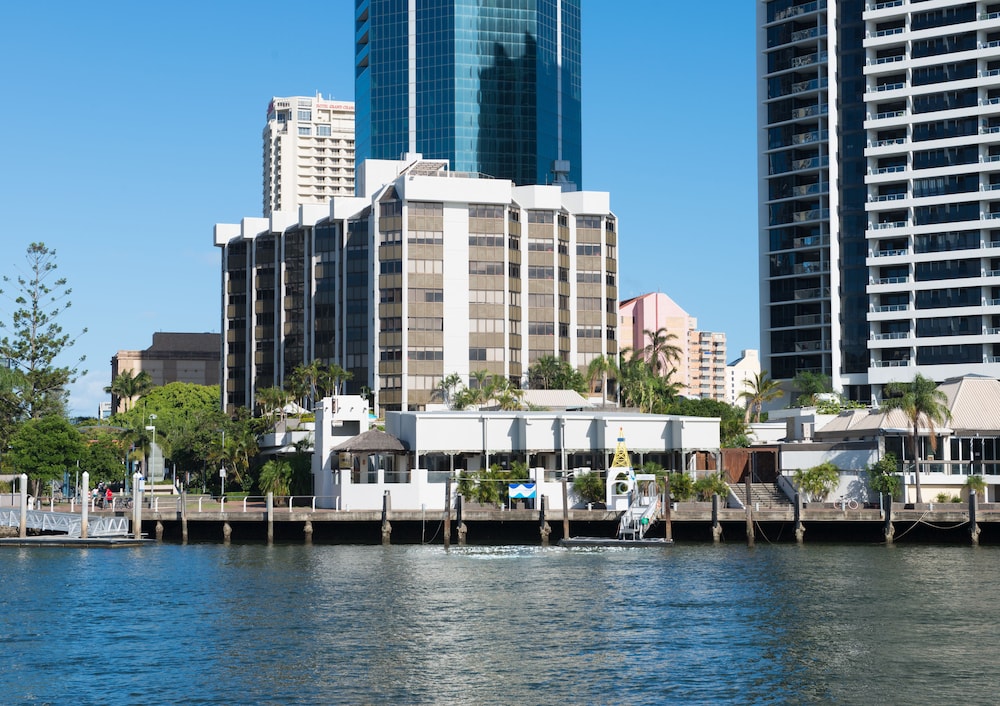 Tiki Hotel Apartments Surfers Paradise 61/71