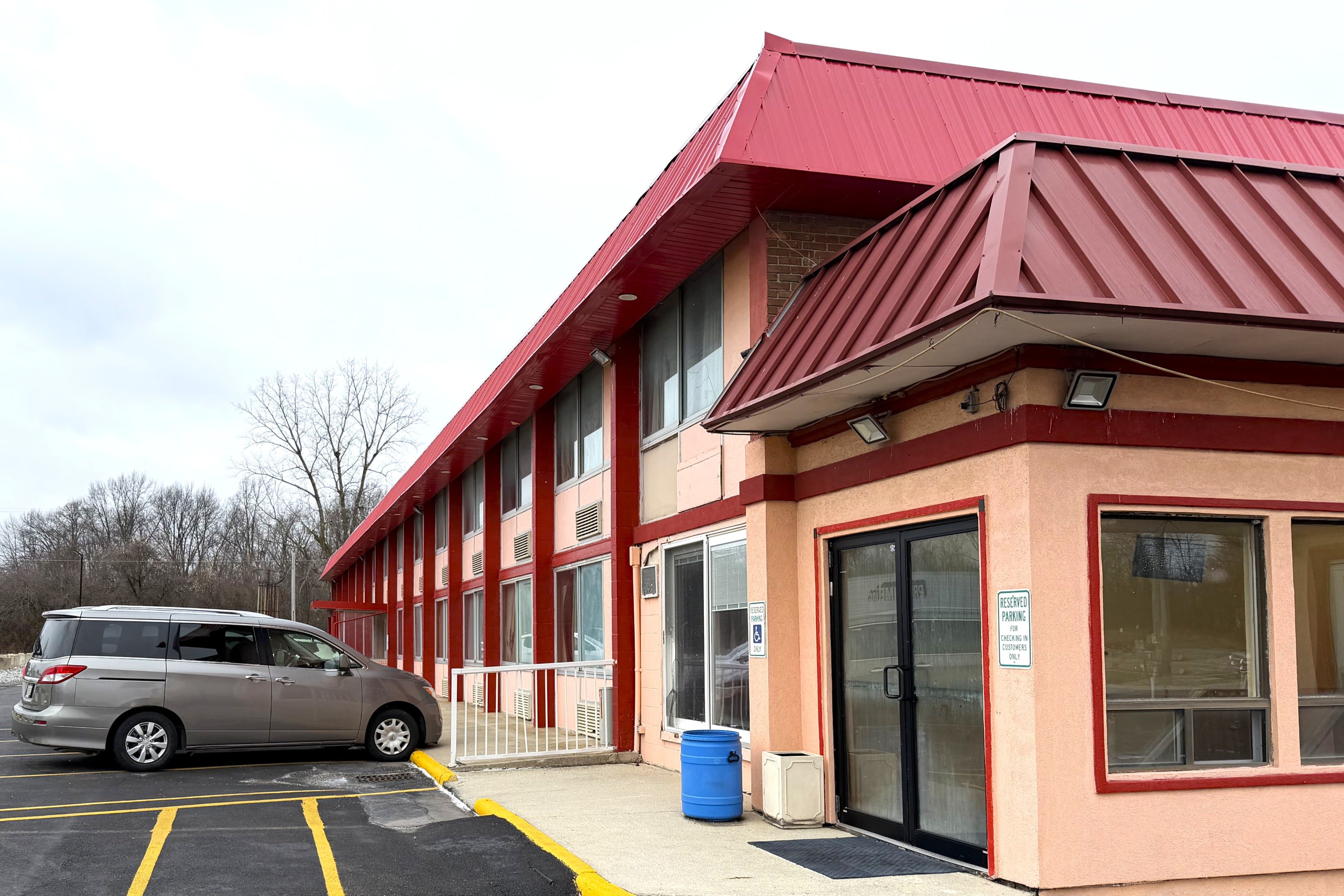 Red Carpet Inn & Suites Lima 60/64