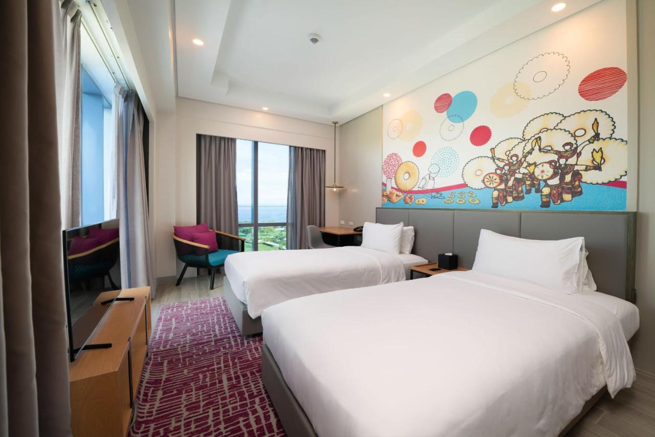 MCollection - Mactan Island Stay Near Beach and Airport 12/51