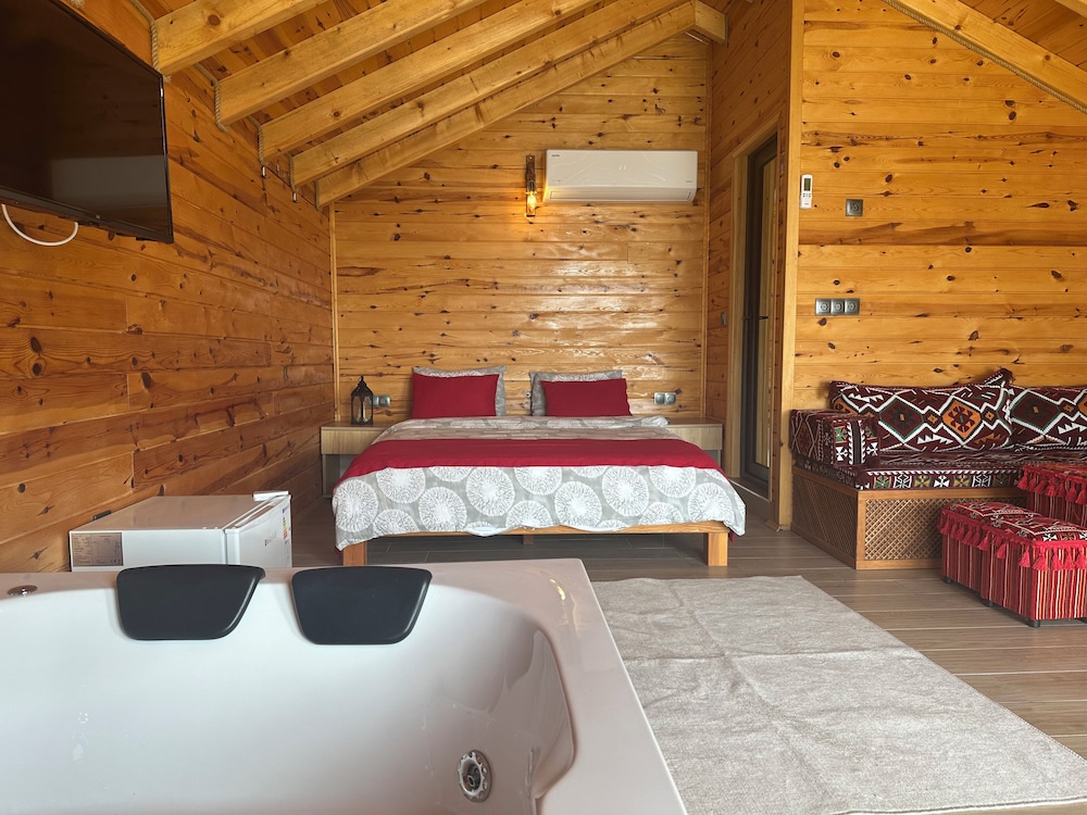 Pugari Otel 22/40