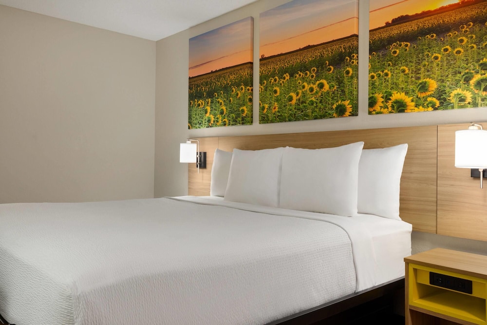 Days Inn By Wyndham Cartersville 23/44