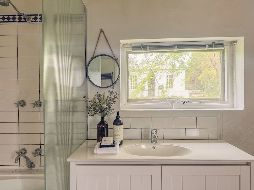 Clonmara Country House Cottages 46/50