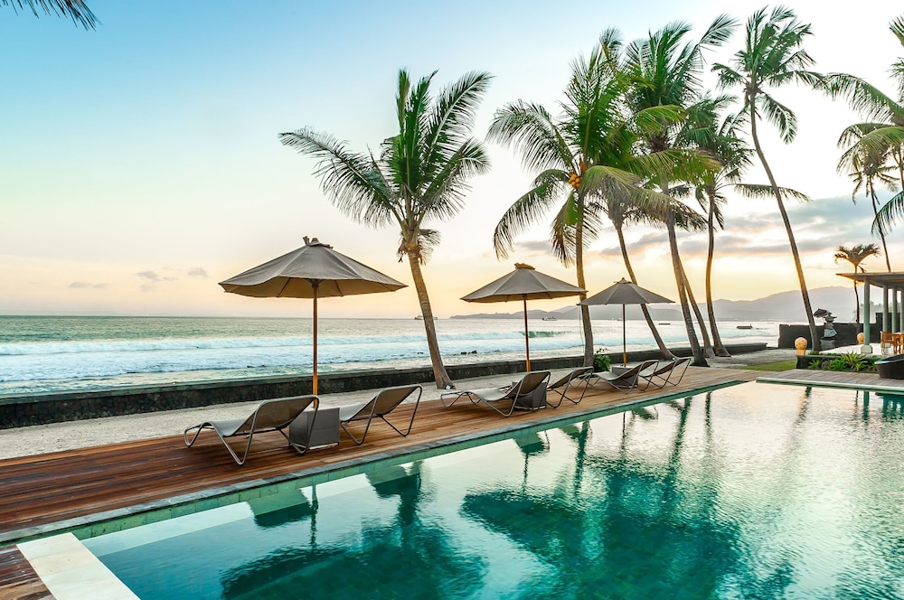 Nirwana Beach And Resort 38/46