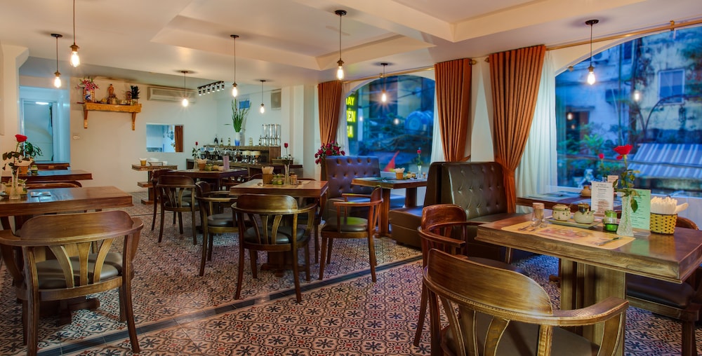 Noble & Swan Boutique Hotel 43/60