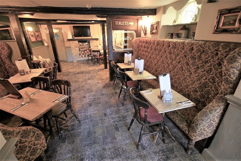 The Kings Arms 45/56