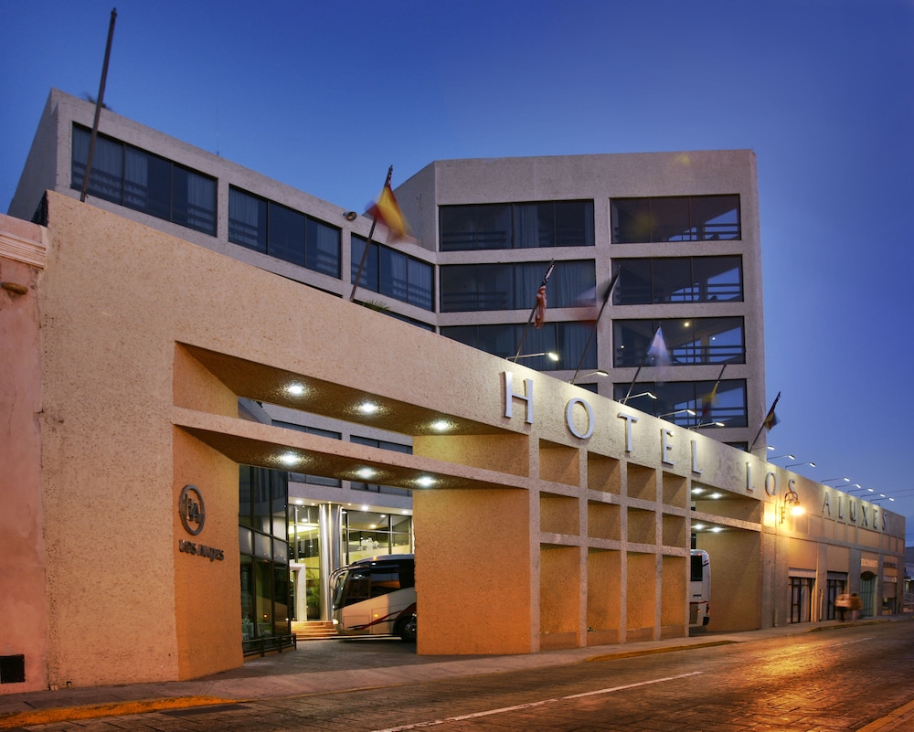 Los Aluxes Hotel 2/50