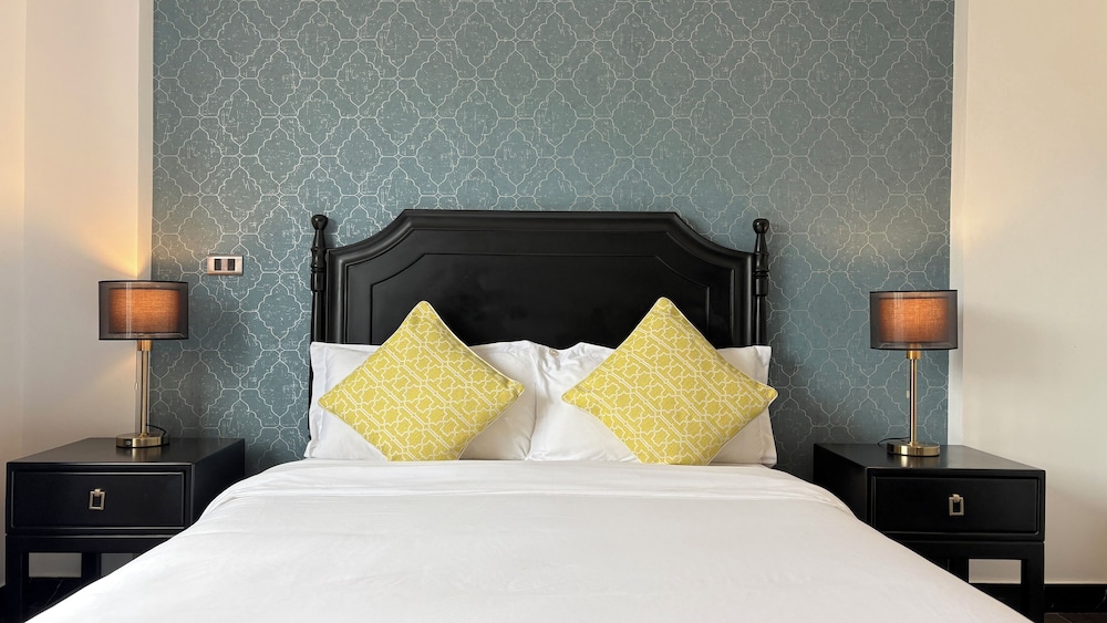 Glory Boutique Suites 25/50
