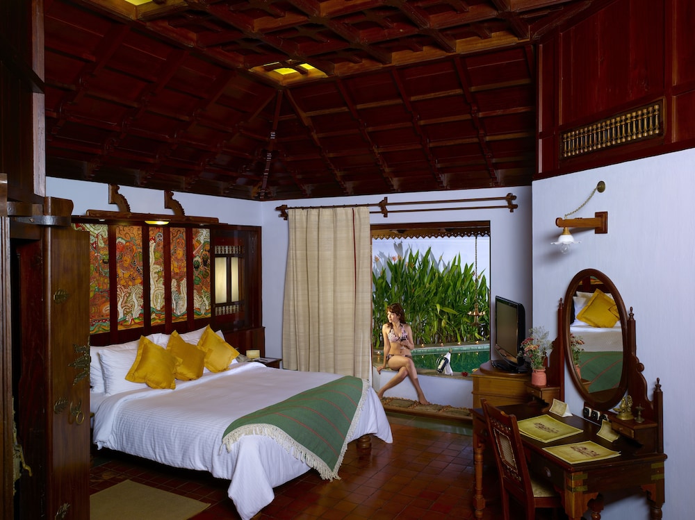 Heritage, Deluxe, Villa, King Bed, Lake View
