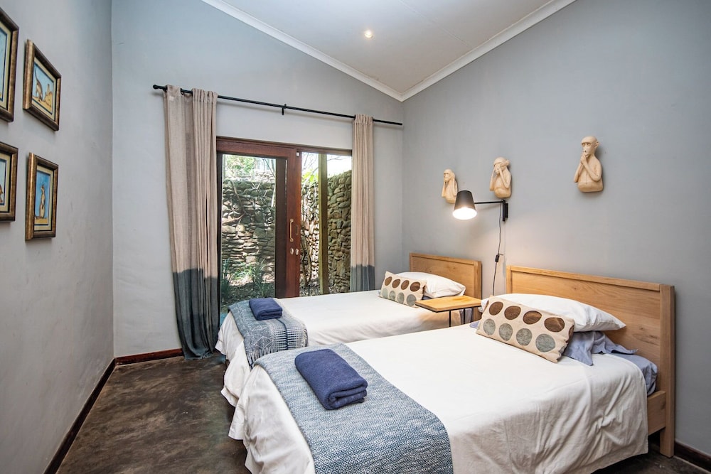 Summerfields Rose Retreat Spa 10/50