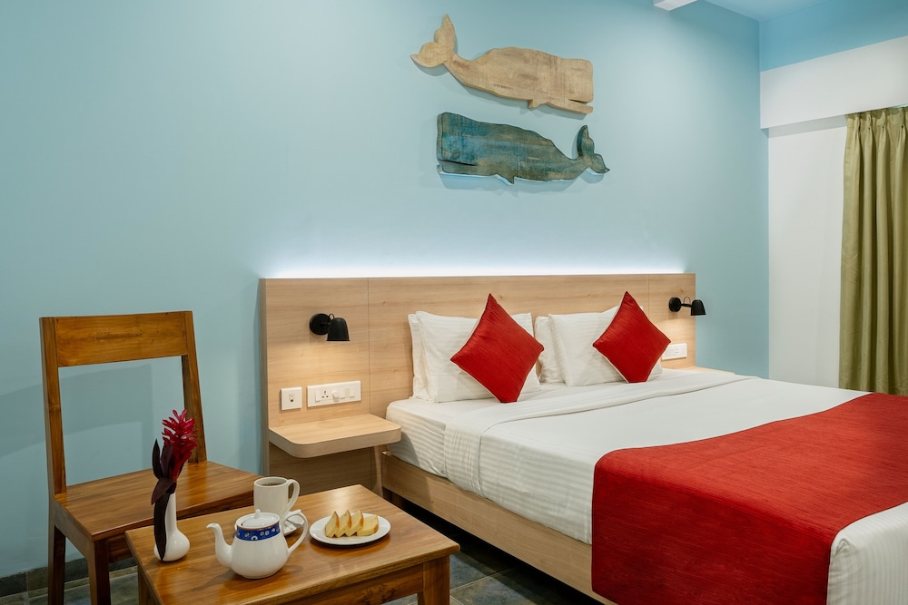 DELUXE, DOUBLE OR TWIN BED, GARDEN VIEW