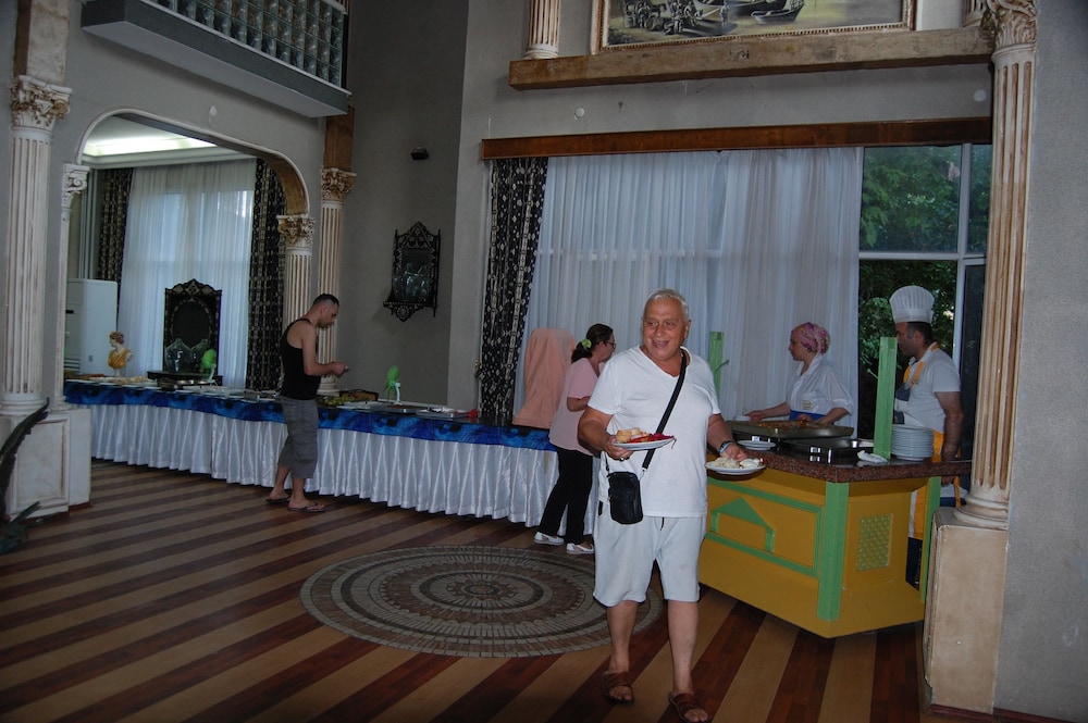 Erdek Sun Beach Hotel 8/50