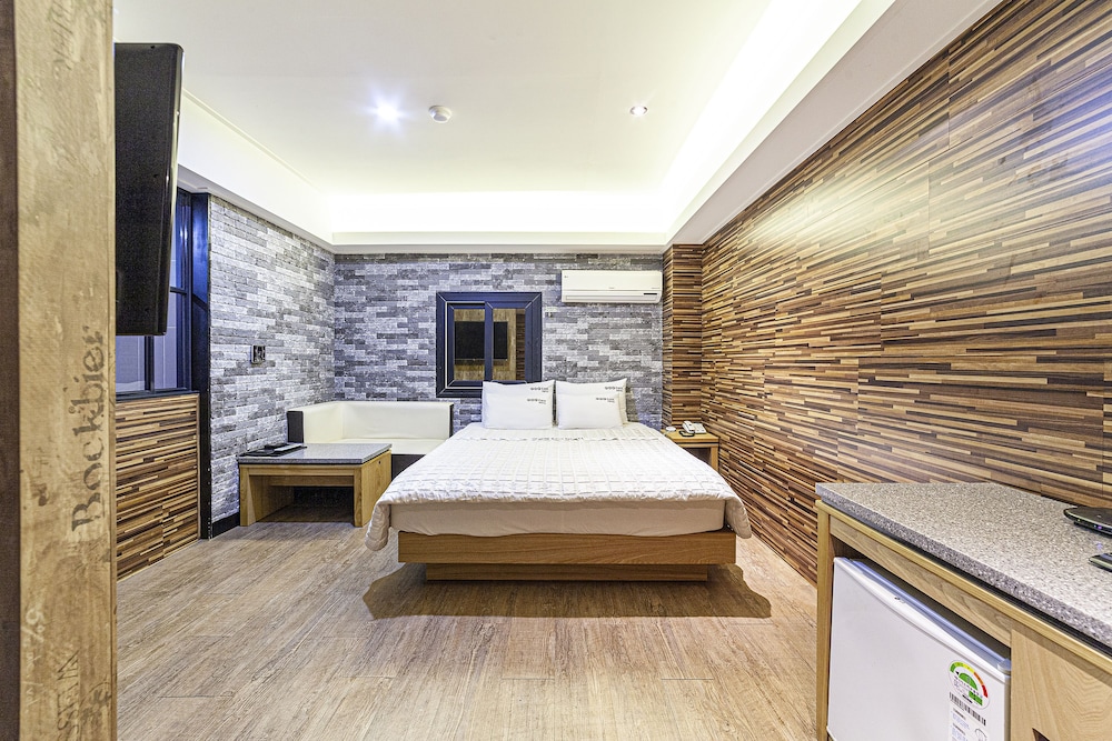 Busan Station Popcorn Hotel 24/67