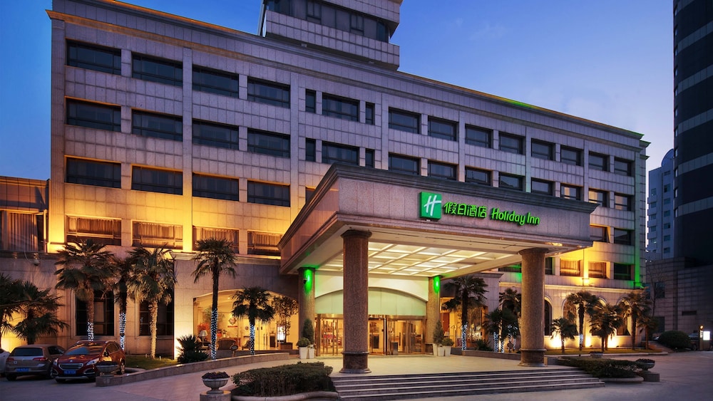HOLIDAY INN ZHENGZHOU 1/69