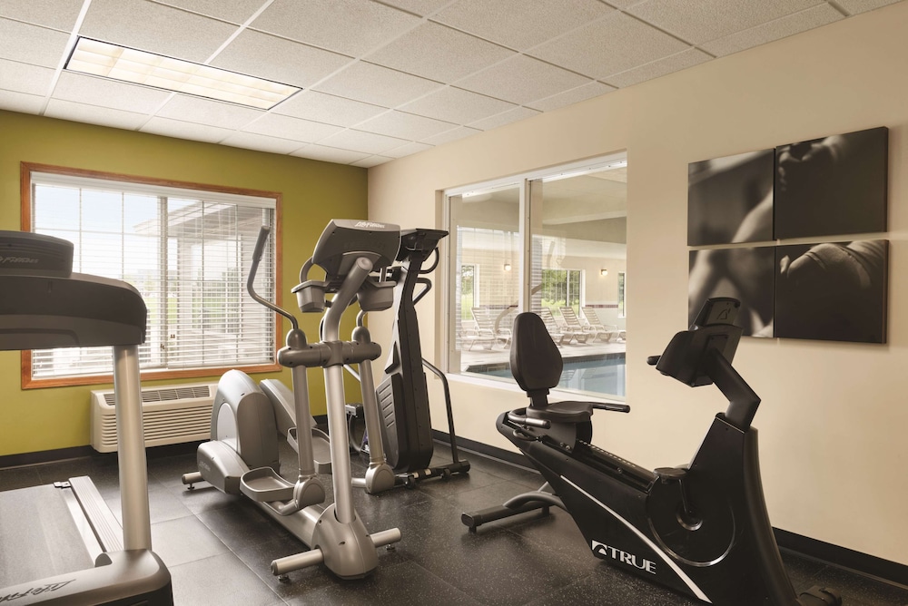 Country Inn & Suites By Radisson Mankato Hotel And Conference Center 16/38