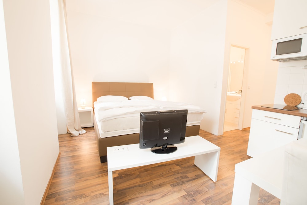 Grand Central Apartments 15/20