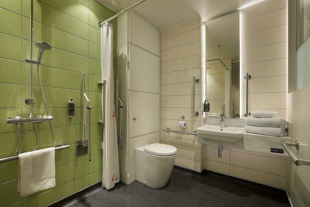 Hub by Premier Inn Edinburgh Royal Mile 41/48