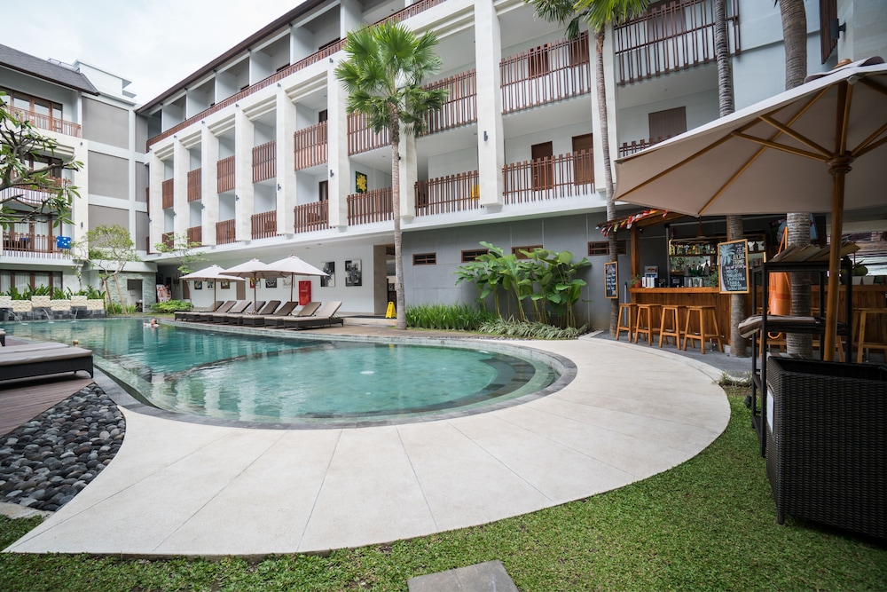 Grand La Walon Hotel 3/66